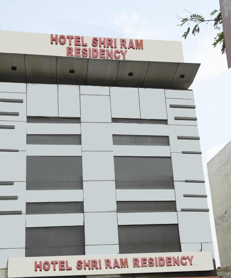 Hotel Shri Ram Residency Agra  Buitenkant foto