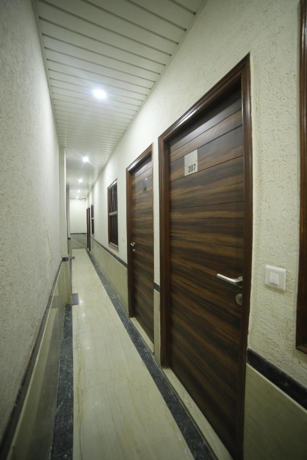 Hotel Shri Ram Residency Agra  Buitenkant foto